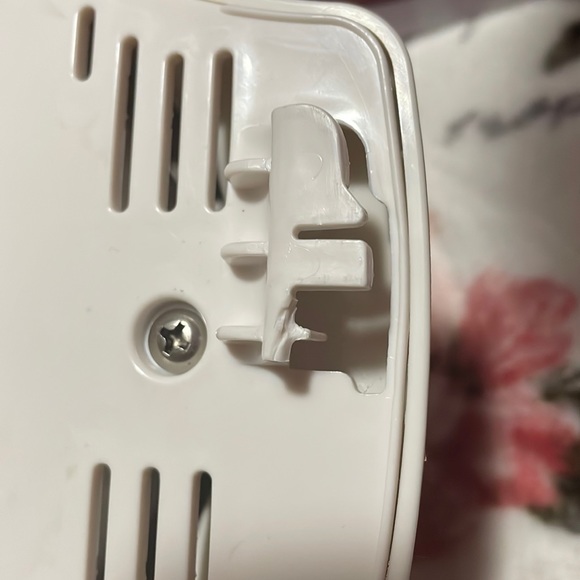 Ice Cream Maker - Picture 17 of 17